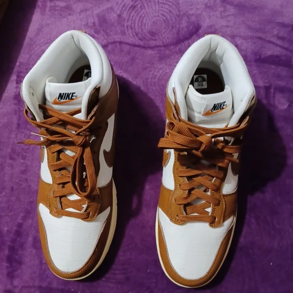 Nike | Shoes | Nike Dunk Retro Certified Fresh Sz Gently  display picture 1